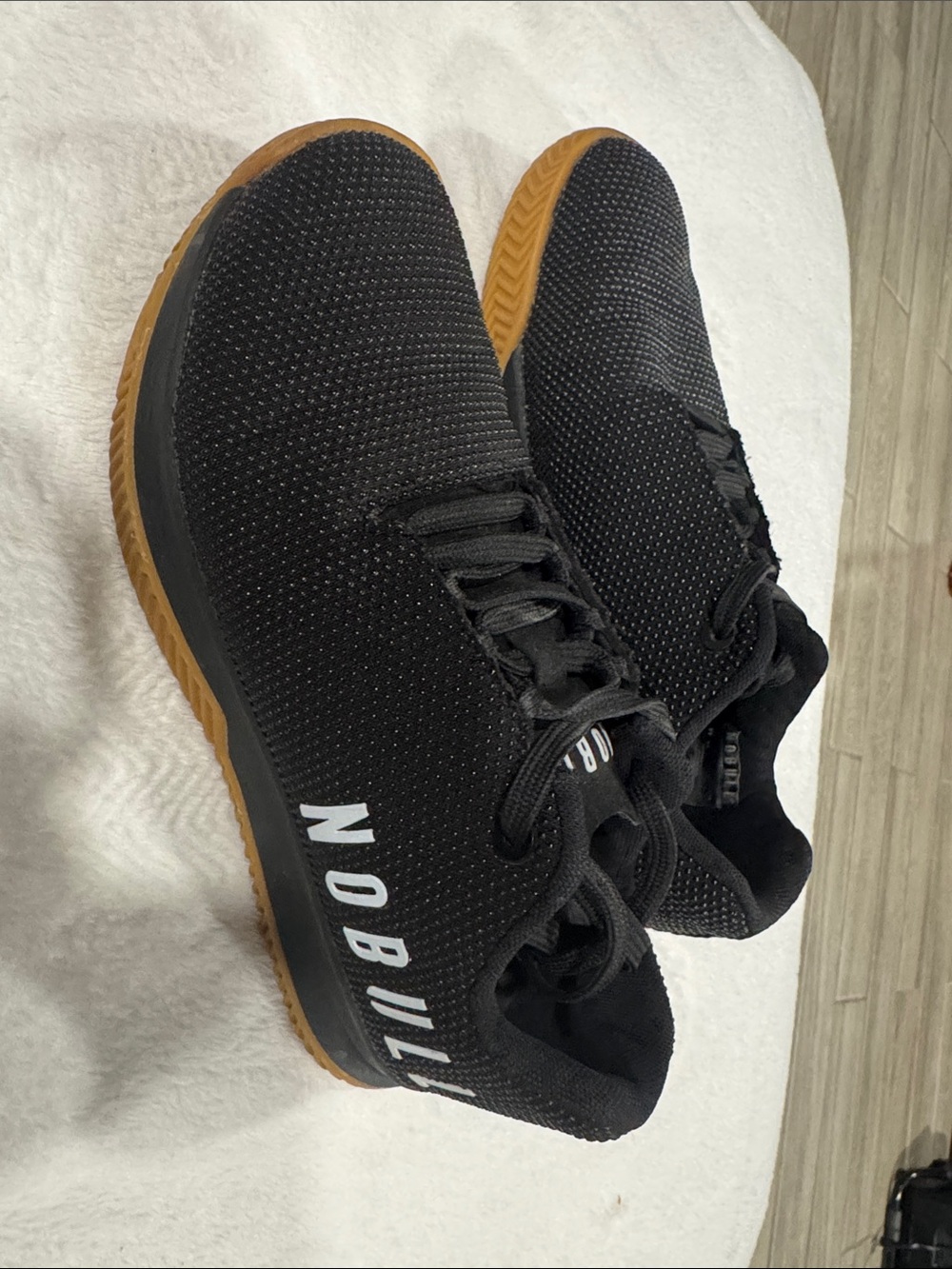 NOBULL Black Knit Trainer with Gum Outsole size 6.5 women sneakers